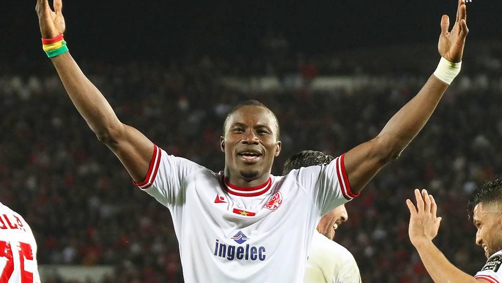 مهاجم الوداد سامبو يلتحق بوصافة هدافي عصبة الأبطال بعد تسجيله لهدفين أمام شبيبة القبائل