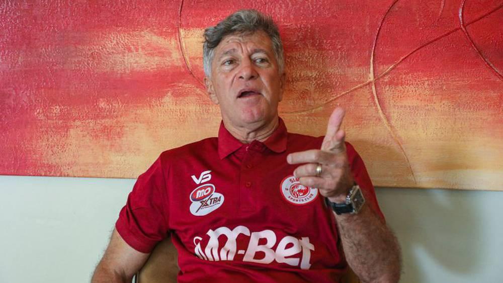 مدرب سيمبا عن مواجهة الوداد: "نعلم أننا سنواجه فريقًا صعبًا ولكننا جاهزون للفوز من أجل التأهل إلى نصف النهائي"