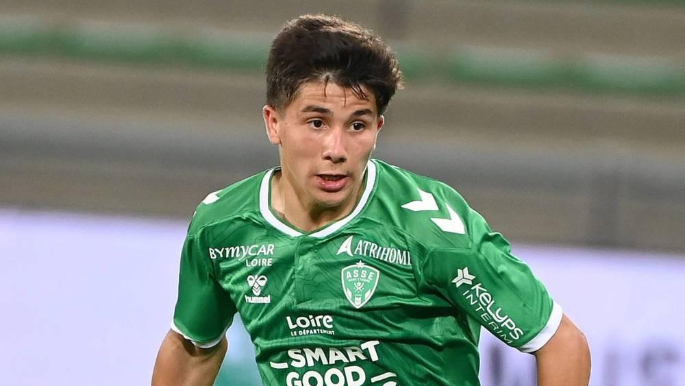 "فوت ميركاتو"/ أندية الدوري الفرنسي و"الليغا" مهتمة بضم المغربي بنجامين بوشواري