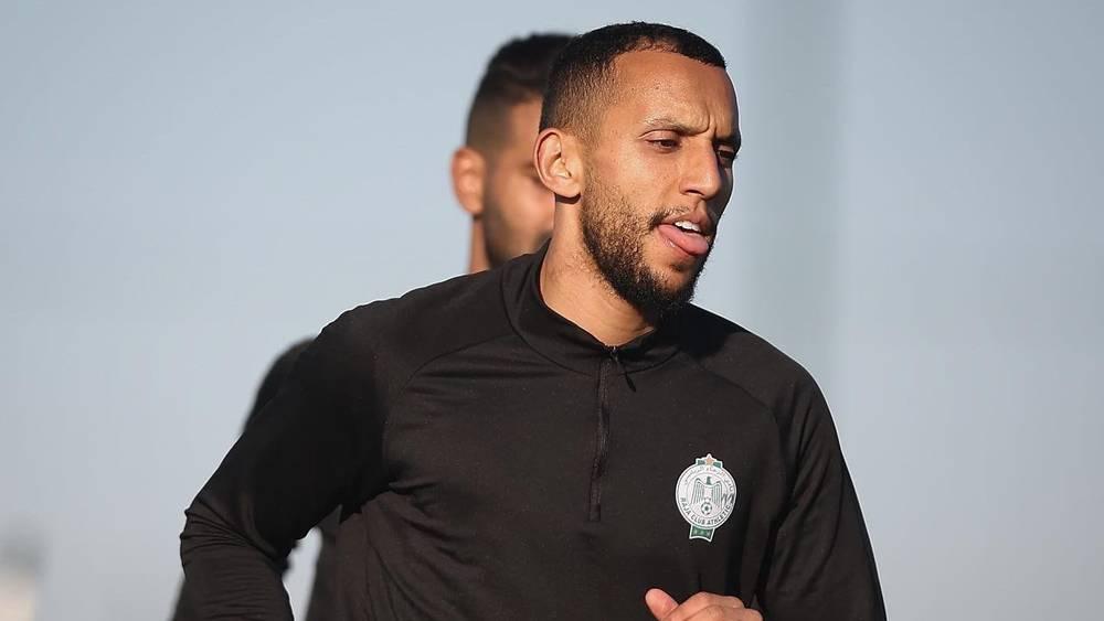 الرجاء يستعيد الزرهوني أمام الفتح ويفتقد خدمات بولاكسوت بداعي الإيقاف