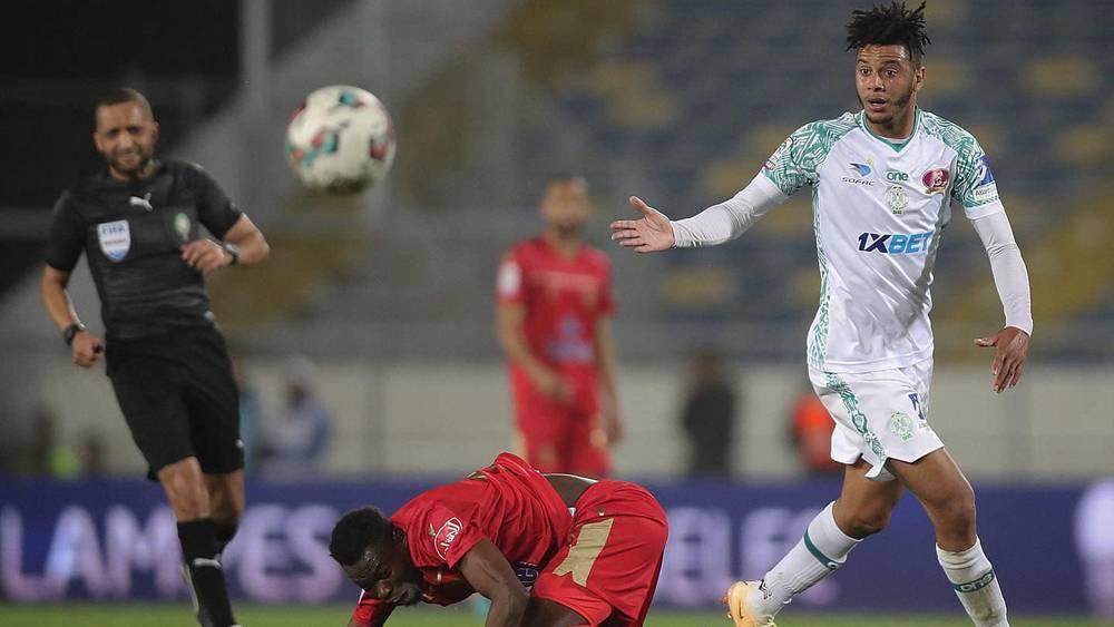 مديرية التحكيم: "إعلان جيد عن ركلة جزاء للرجاء وللوداد في 'الديربي' كان قرارا صحيحا"