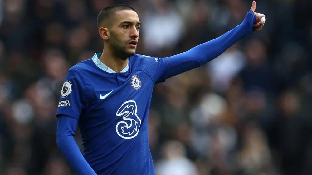 "بي بي سي"/ تشيلسي يخطط لبيع مجموعة من اللاعبين الصيف المقبل من بينهم زياش