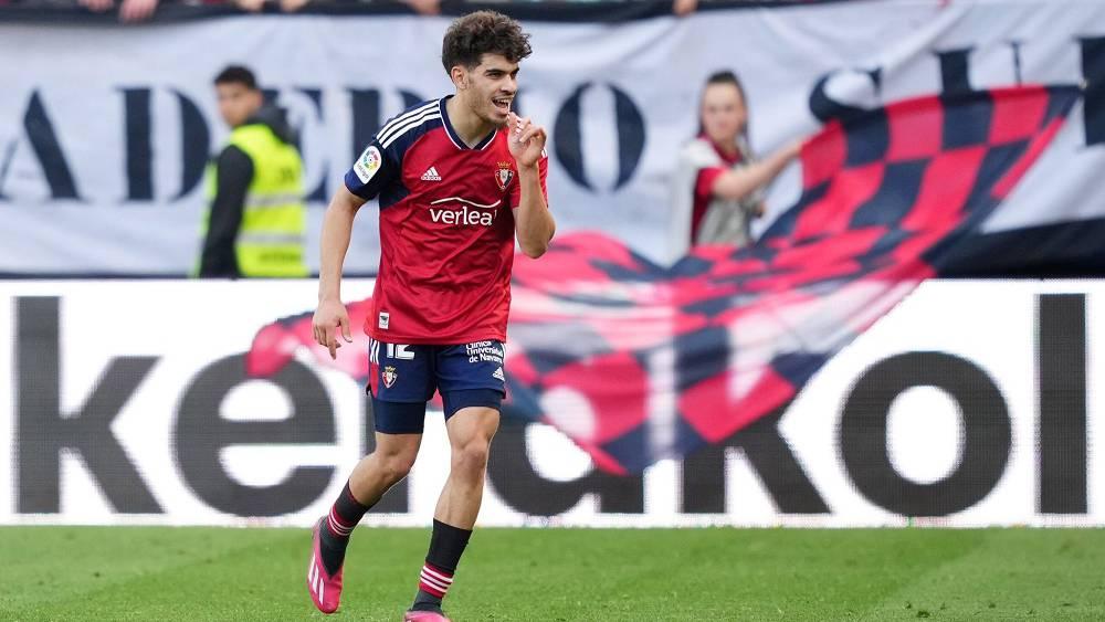 "موندو ديبورتيفو"/ برشلونة حسم قراره باستعادة الزلزولي الموسم المقبل