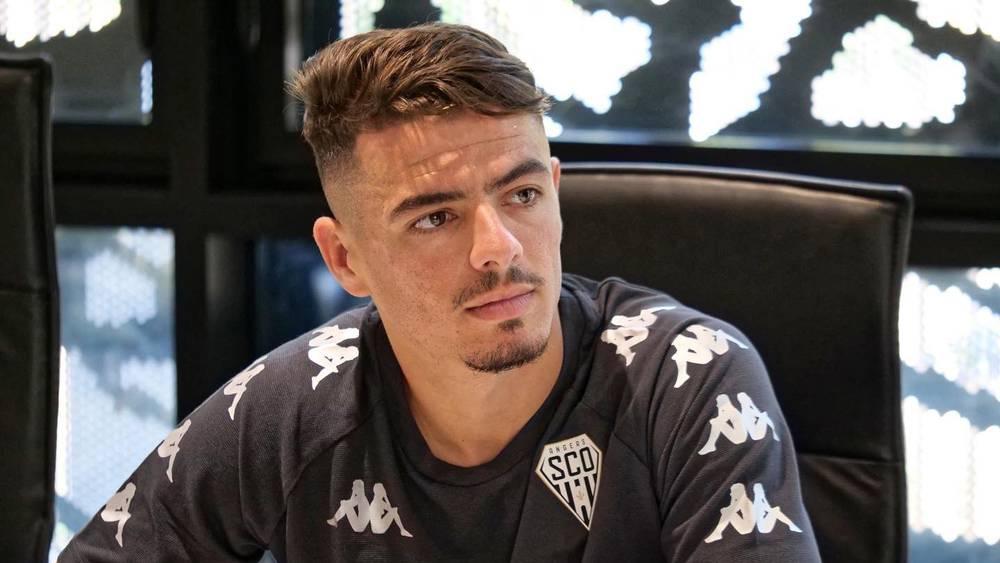 الفيفا يحكم لصالح الترجي في قضية الشتي ويقرر إيقاف اللاعب الجزائري لـ4 أشهر وتغريمه رفقة ناديه أنجيه بمبلغ 970 ألف يورو