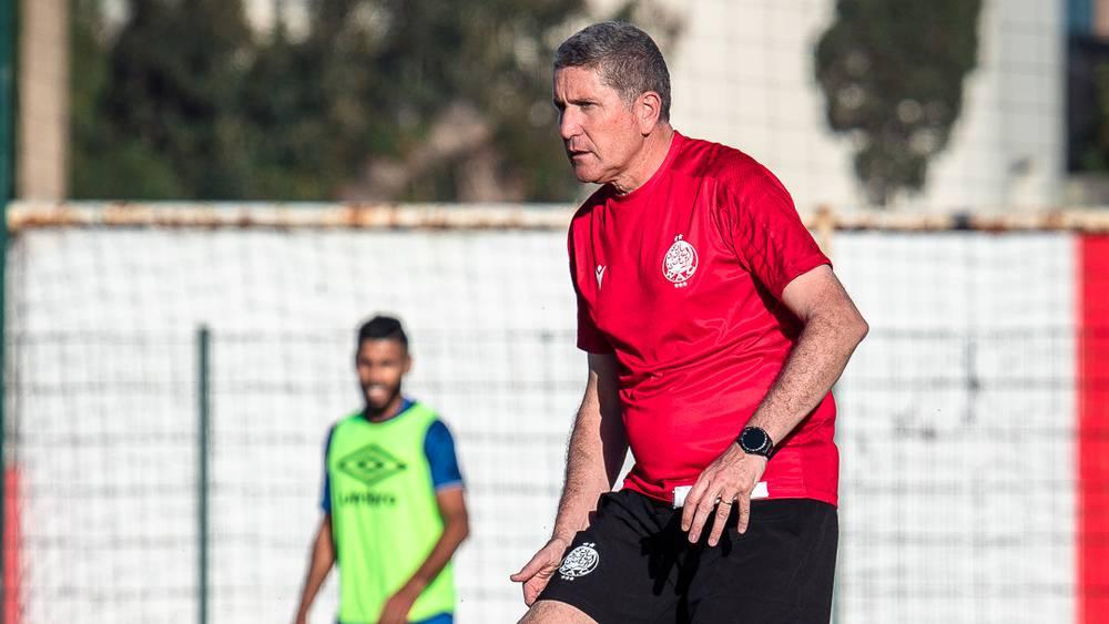 غاريدو يستدعي 21 لاعبا لمباراة الوداد أمام سيمبا التنزاني