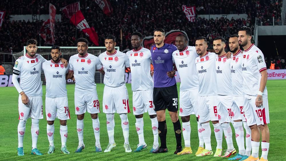 تشكيلة الوداد الرسمية لمباراة سيمبا.. بنعيادة وبوسفيان أساسيان وسامبو يقود خط الهجوم