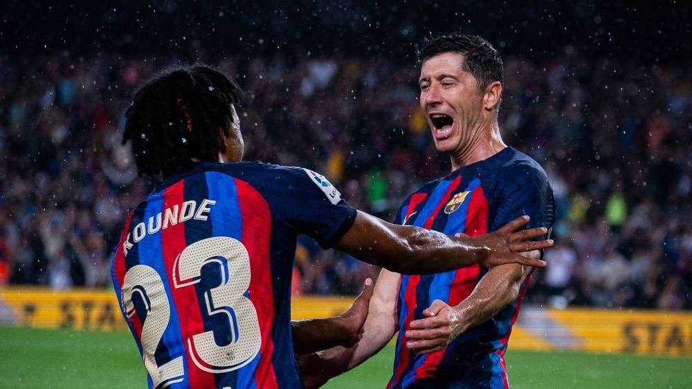 برشلونة يقترب خطوة جديدة من لقب الدوري الإسباني