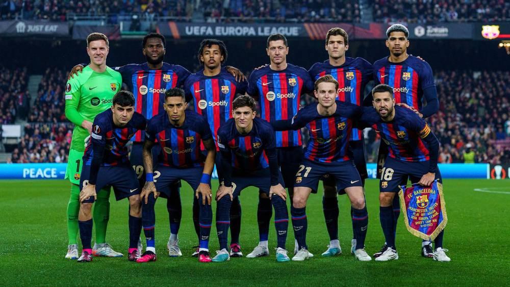 قناة "TV3" الكتلونية/ برشلونة يدرس فكرة اللعب في قارة أخرى إذا تعرض لعقوبات الـ"يويفا" ويرى في المنطقة العربية مكانًا مناسبًا لتحقيق "صفقة جيدة"