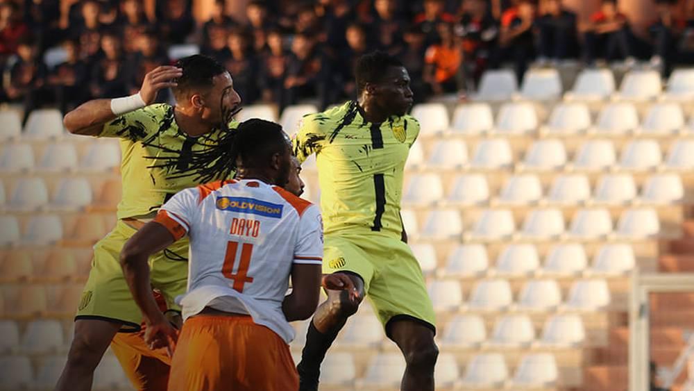 البطولة الاحترافية/ التعادل (1-1) يحسم مباراة نهضة بركان وضيفه المغرب الفاسي