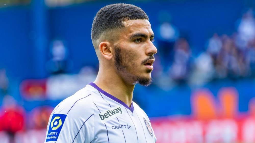 تولوز يبرئ لاعبه أبو خلال ويؤكد عودته للتداريب ابتداء من يومه الخميس