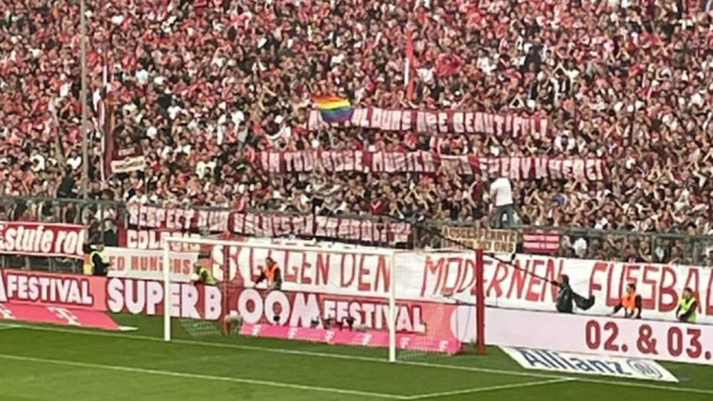 مزراوي يتعرض لانتقادات من طرف جماهير بايرن ميونخ بسبب دعمه لمواطنه أبو خلال