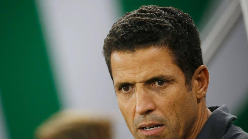 الجيش الملكي يتعاقد مع الحسين عموتة خلفاً لدا كروز والإطار الوطني يقود حصته التدريبية الأولى