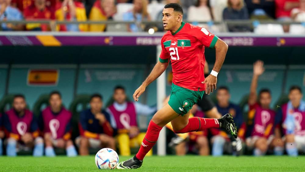 شديرة: "اللعب أمام إسبانيا في المونديال تجربة فريدة من نوعها والمباراة كانت بمثابة الديربي"