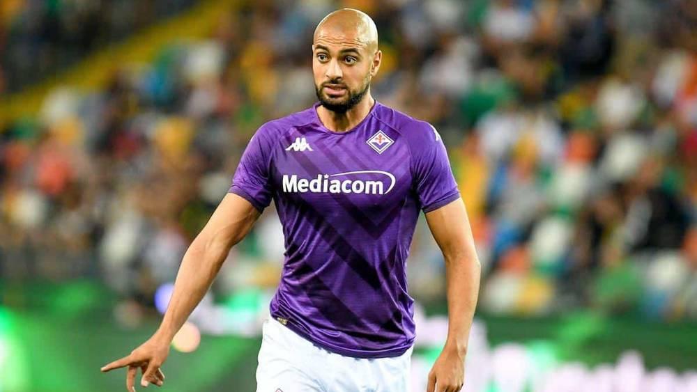 أمرابط يتصدر قائمة فيورنتينا لمواجهة وست هام في نهائي دوري المؤتمر الأوروبي