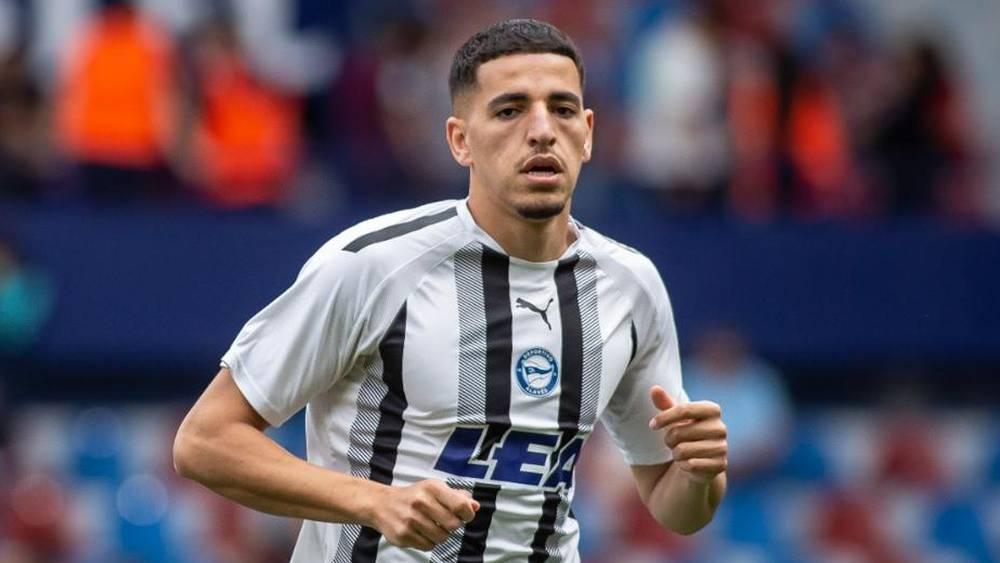 الجامعة تسمح لعبقار بخوض ذهاب "ملحق الصعود" مع ألافيس قبل الالتحاق بمعسكر المنتخب المغربي