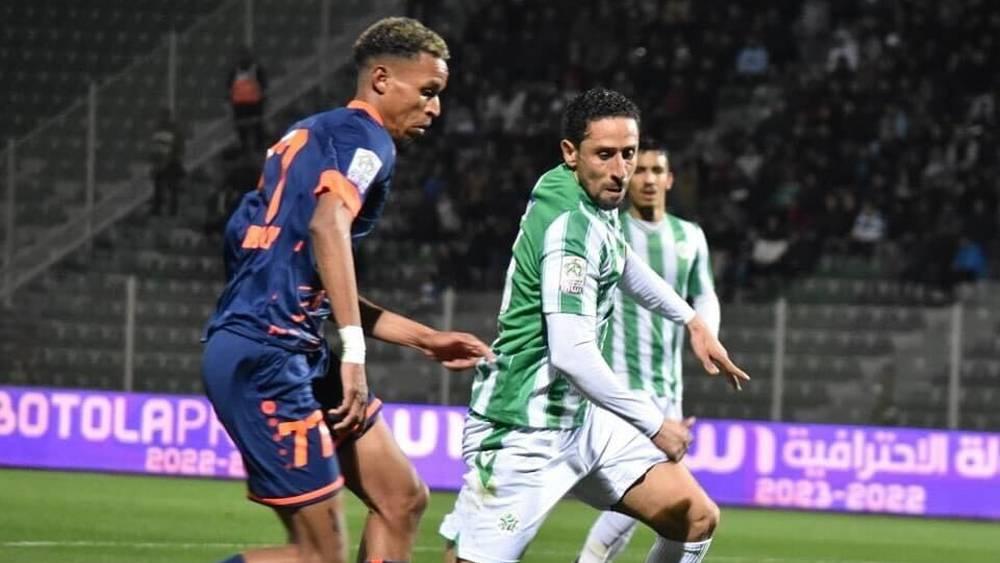 البطولة الاحترافية/ مولودية وجدة يحقق انتصارا "ثمينا" أمام الدفاع الجديدي (1-0) ويصعد للمرتبة الـ13