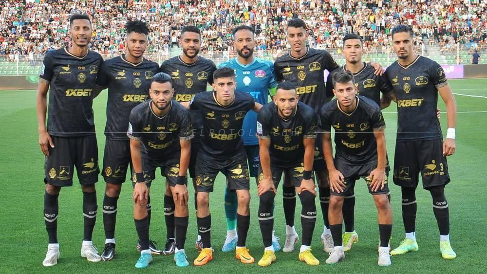 إدارة الرجاء تغير موعد عودة بعثة الفريق من وجدة من الإثنين إلى صباح يومه الأحد للاستعداد بشكل جيد لمواجهة الجيش