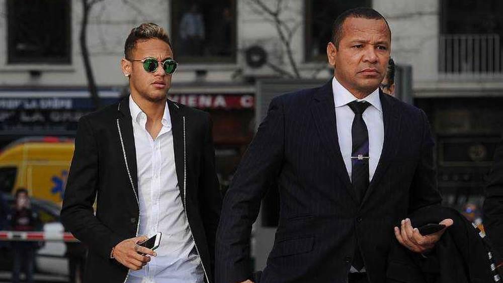 اعتقال والد نيمار بسبب تشييد بحيرة صناعية داخل قصره في البرازيل وتغريمه 960 ألف يورو (مليار وخمسين مليون سنتيم مغربي)