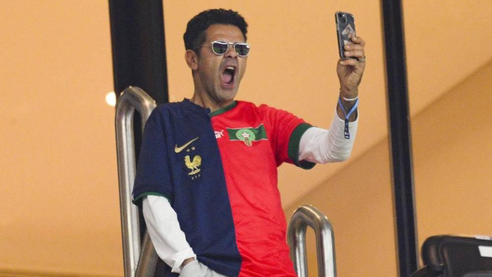 JO 2024 - Jamel Debbouze parmi les relayeurs de la flamme