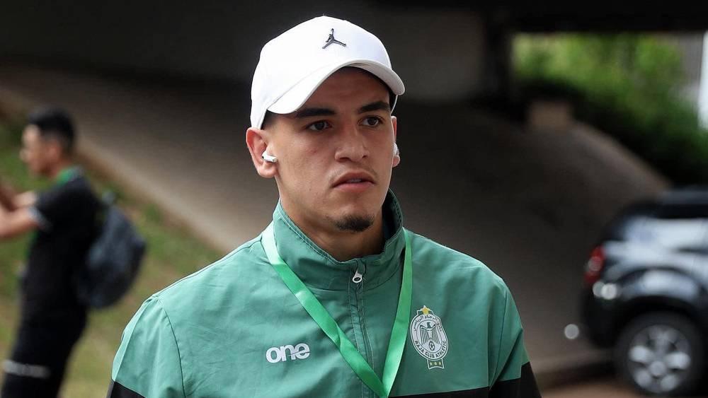 الرجاء يقرر بيع عقد المهاجم سفيان بنجديدة