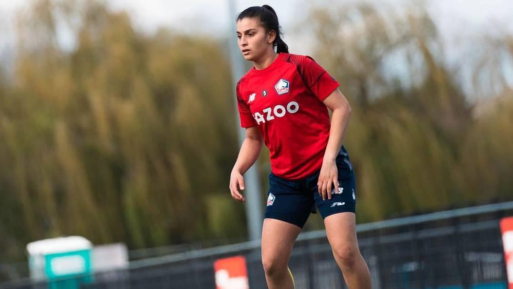 رسميا/ لاعبة المنتخب المغربي نسرين الشاد تجدد عقدها مع ليل الفرنسي حتى 2025