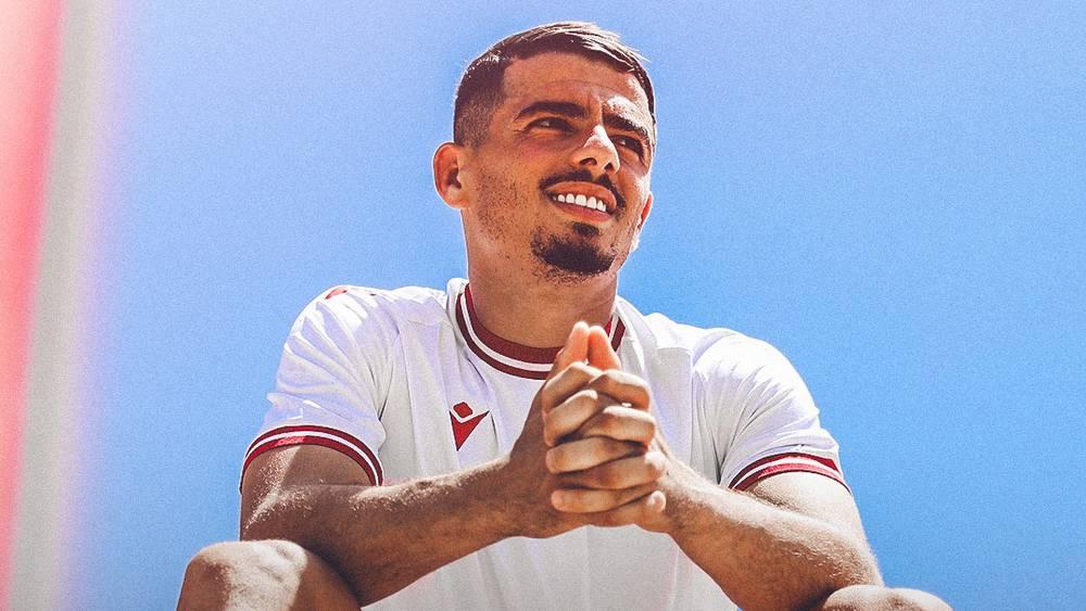 شتي: "الوداد فريق كبير وينافس على الألقاب والتعاقد معه لم يكن معقدا"