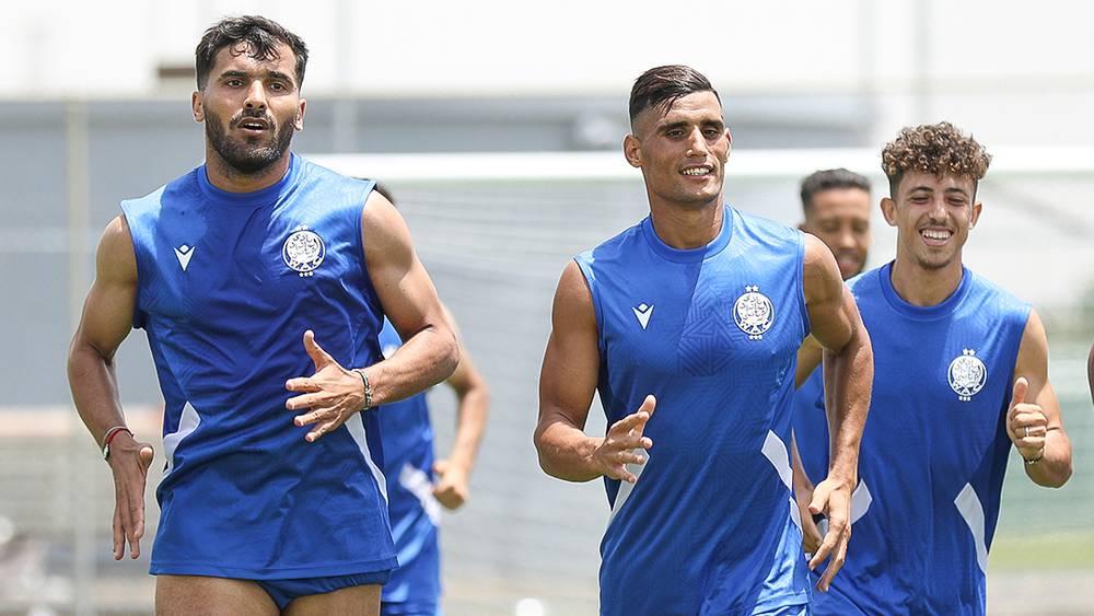 الوداد الرياضي يواصل تداريبه في السعودية بإجراء حصة ثانية تأهبا لخوض غمار البطولة العربية