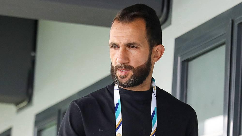 رمزي: "نحتاج لمدافع ووسط ميدان.. نبحث عن مهاجم بحجم الوداد وإذا لم يكن سيقدم الإضافة فلن نتعاقد معه"