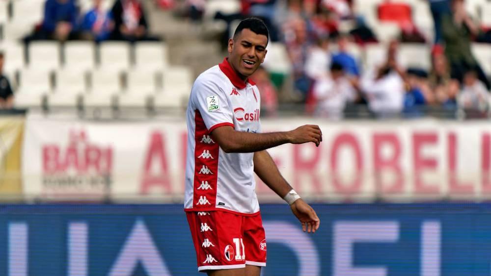 تقارير/ شديرة يقترب من الانضمام إلى فروزينوني الممارس في "السيري آ"