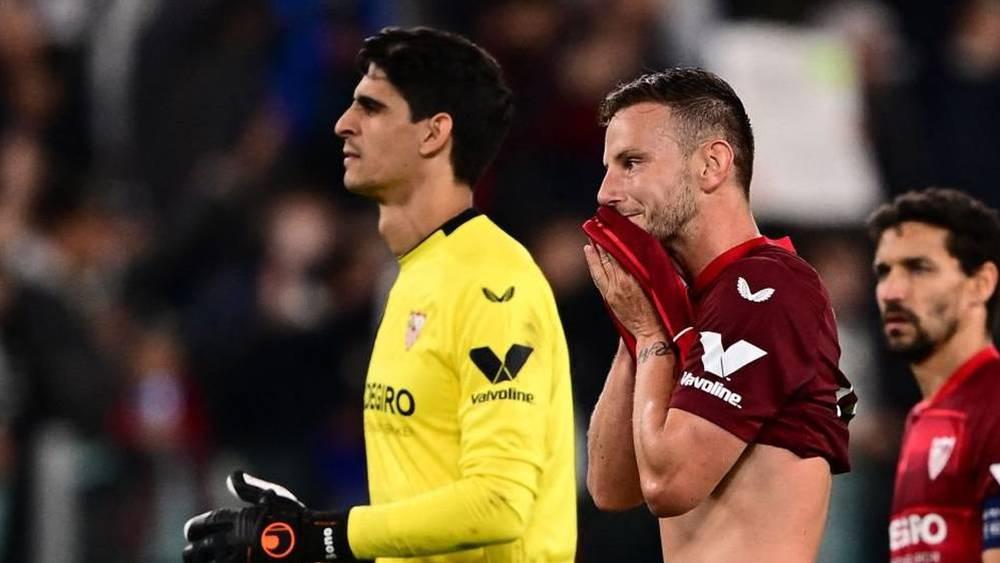 FC Séville - Le capitaine Ivan Rakitić loue le talent de Yassine Bono