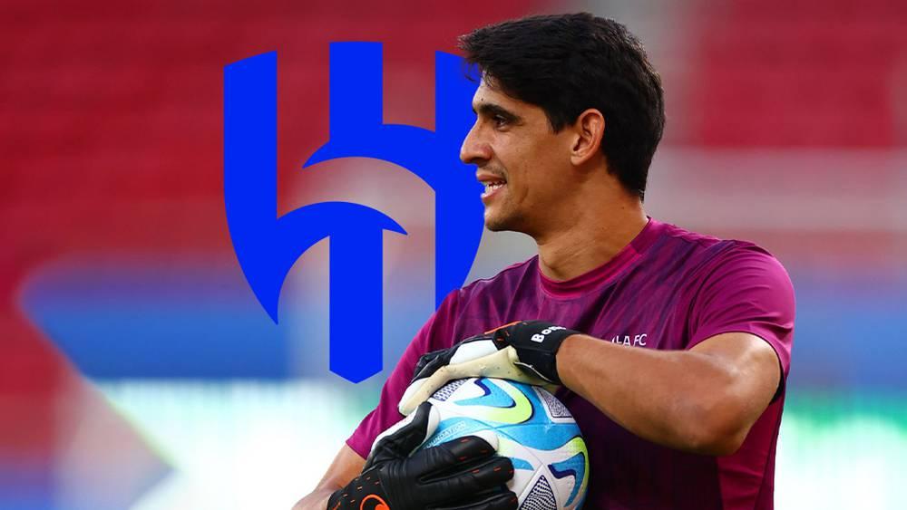 تقارير/ ياسين بونو وألكسندر ميتروفيتش يوقعان على عقود انضمامهما للهلال لـ3 مواسم