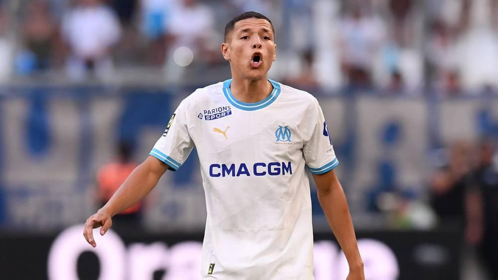 مارسيلينو: "حارث يشعر بألم في فخذه الأيمن وليس على مستوى الساق والفحوصات الطبية ستحدد نوعية الإصابة"