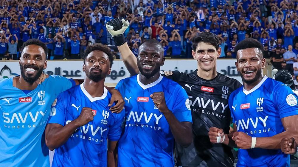 كوليبالي: "تواجد بونو في حراسة المرمى أشعرنا بالأمان أكثر"