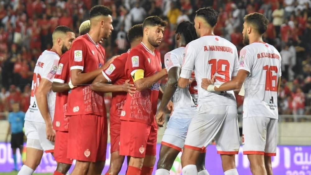الوداد يفتتح مشواره في البطولة بهزيمة في عقر الدار أمام الفتح (0-2)