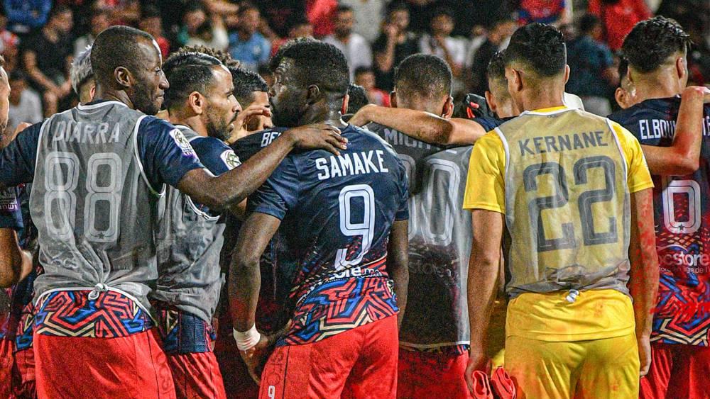 البطولة الاحترافية/ أولمبيك آسفي يظفر بانتصاره الأول هذا الموسم بعد تغلبه على مضيفه شباب السوالم (0-1)