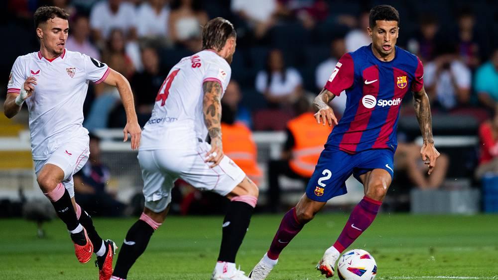 بعد مقاطعة إدارة إشبيلية لمباراة برشلونة بسبب قضية "نيغريرا".. "البارصا" يرد بقطع علاقاته مع النادي الأندلسي