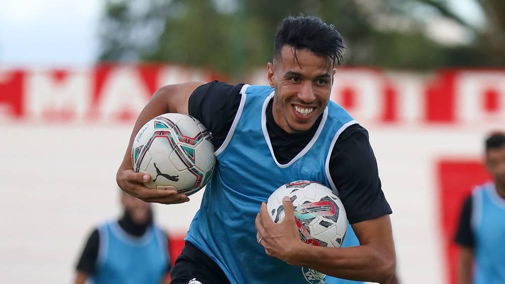 الوداد يجري آخر حصة تدريبية بالبيضاء قبل التوجه إلى طنجة عبر القطار فائق السرعة