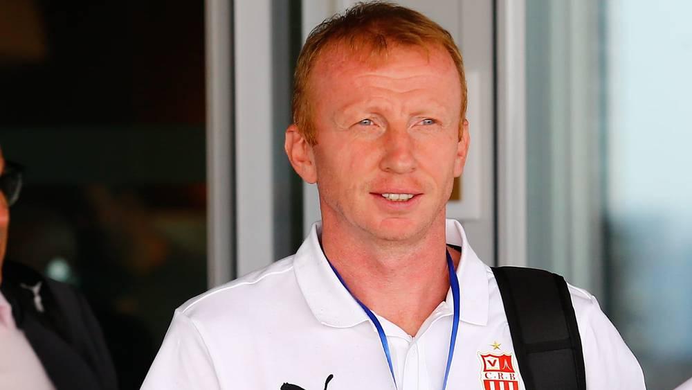 رسميا/ إقالة سفين فاندينبروك من قيادة شباب بلوزداد الجزائري بسبب عدم توافق وجهات النظر بين الطرفين