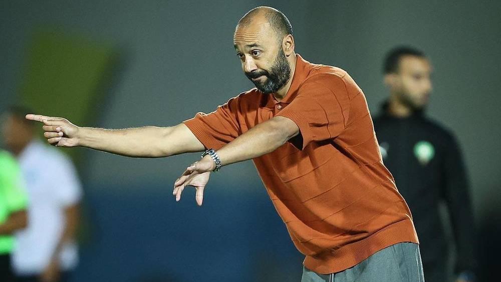 السكتيوي: "أنا سعيد جدا باحتلالنا الصدارة ولو مؤقتا.. هدفنا بناء فريق قوي والمنافسة بشكل أكبر الموسم المقبل"