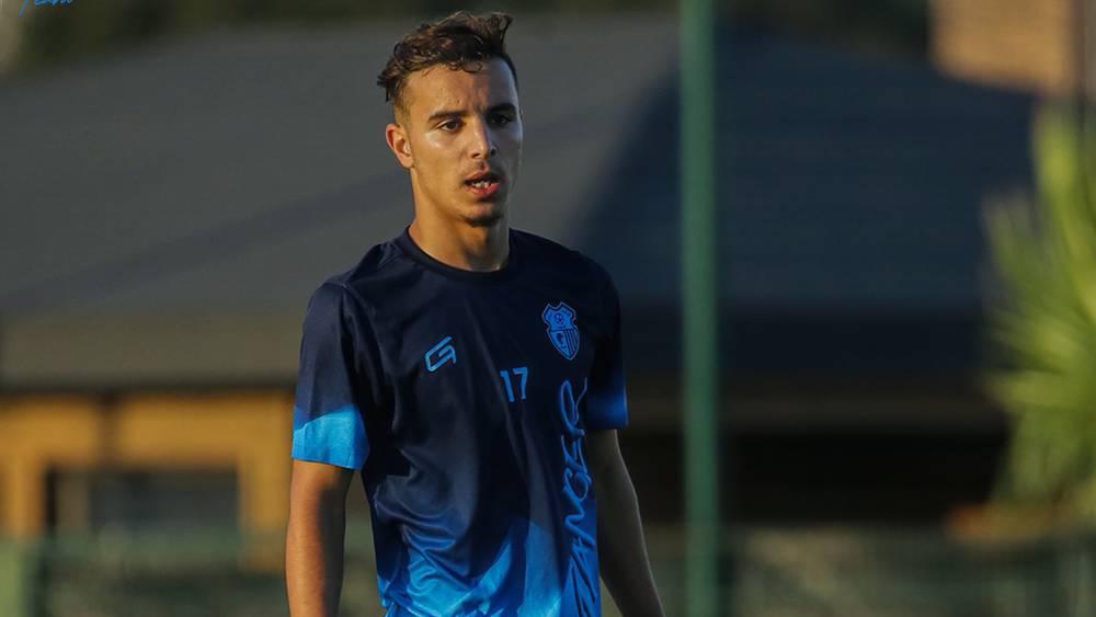 عبد الحميد معالي يخوض أول مباراة رسمية مع اتحاد طنجة في مباراة الوداد عن عُمر 17 سنة