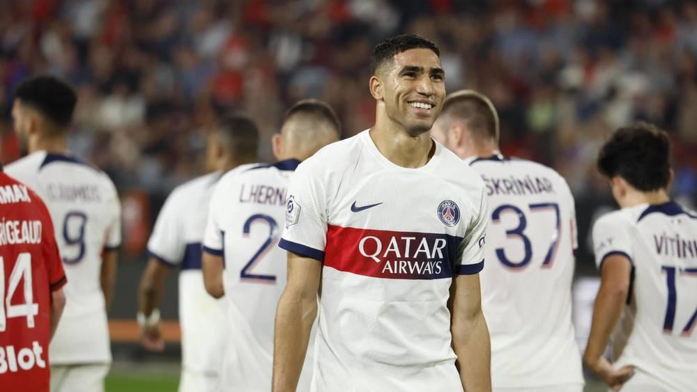 حكيمي مُجيبا صحفي فرنسي: "أي لمسة يد؟ لقد سجّلت هدفا بالرأس.. يبدو أنك لم تُشاهد اللقطة"