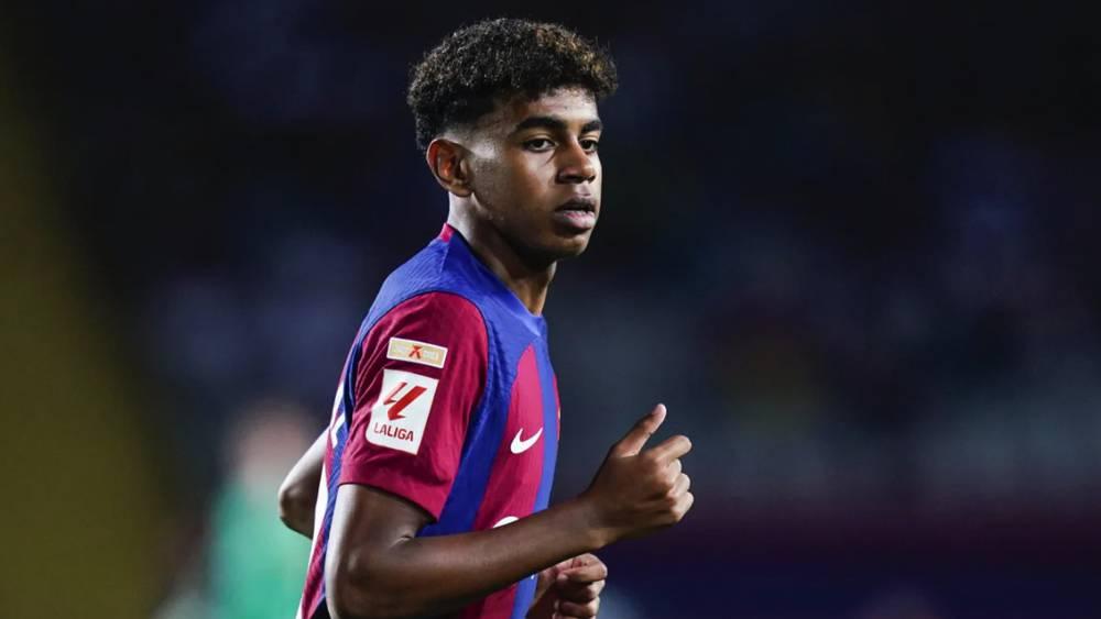 برشلونة يُعلن إصابة لاعبه لامين يامال على مستوى الساق ويربط مدة غيابه بتجاوبه مع العلاج