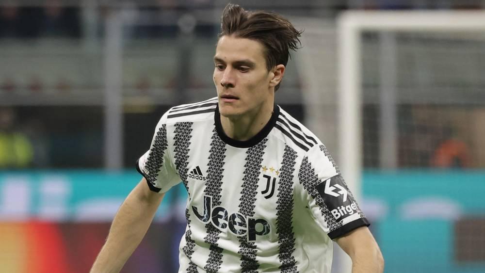 بسبب المراهنات الرياضية.. لاعب يوفنتوس فاجيولي يواجه خطر الإيقاف لمدة 3 سنوات