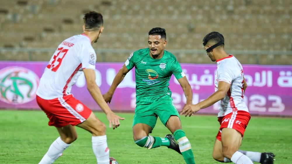 البطولة الاحترافية 2/ الكوكب المراكشي يهزم أ.الدشيرة (2-1) ويبتعد في الصدارة وأ.خريبكة ينهزم أمام الراك (0-1)