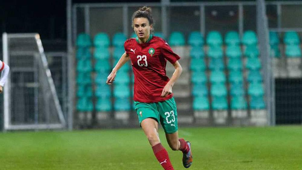 روزيلا عيان: "فخورة جدا بكوني مغربية وارتداء قميص بلدي يشعرني بخصوصية إضافية"