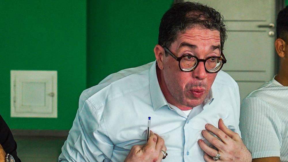 دومو: "الحجز على حسابات 'الكاك' صعب الوفاء بالتزاماتنا وسأضطر لمغادرة منصبي إن استمر هذا الوضع المسيء للنادي"