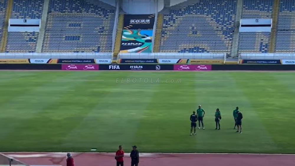 مسؤولو ملعب محمد الخامس يضعون آخر الترتيبات قبل احتضان مباراة الوداد وإنييمبا في الدوري الأفريقي