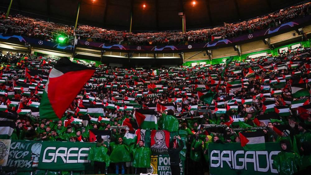"وعدت فأوفت".. أولتراس "غرين بريغاد" المساندة لسلتيك تساند فلسطين بالأعلام ضد أتلتيكو مدريد رغم قرار النادي بمنع إدخالها
