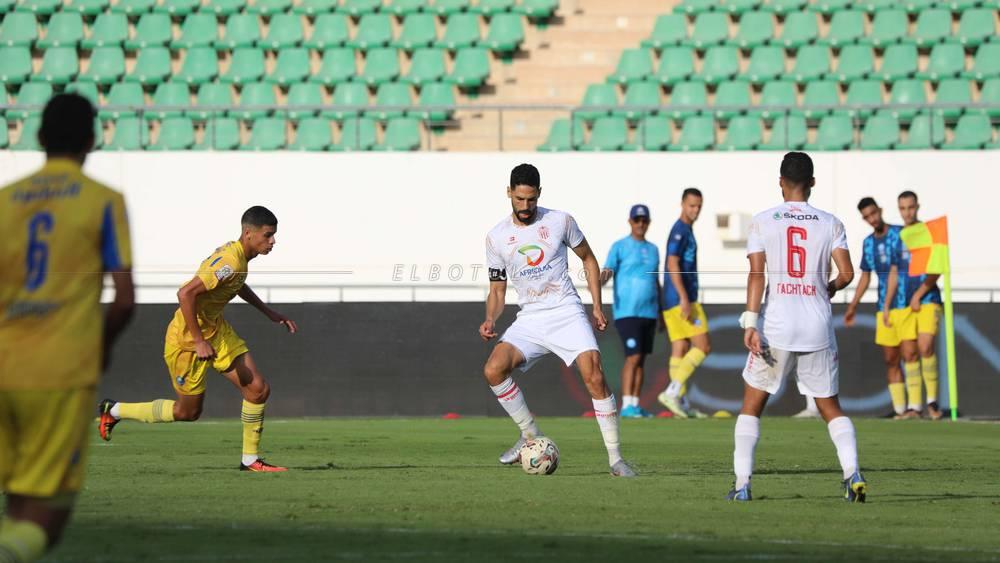 البطولة الاحترافية/ حسنية أكادير يكتفي بالتعادل أمام ضيفه نهضة الزمامرة (2-2)