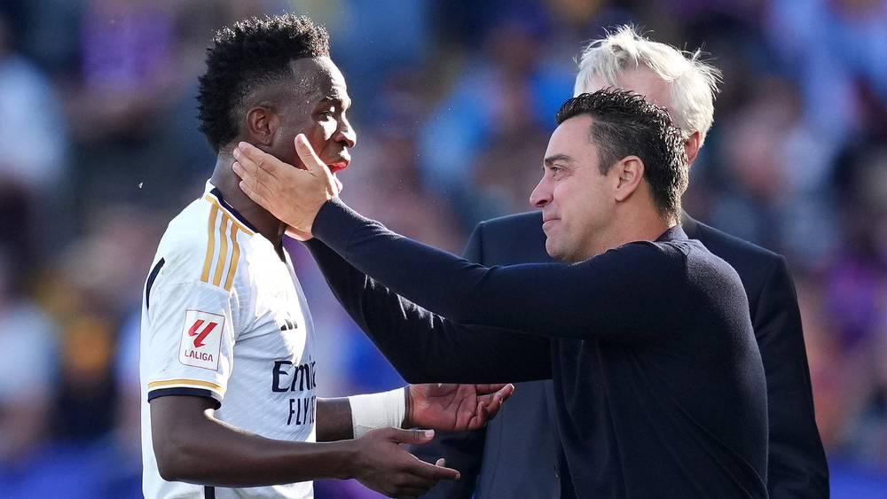 تشافي: "كنّا نستحق الفوز في الكلاسيكو وهدفنا التتويج بلقب الدوري الإسباني"